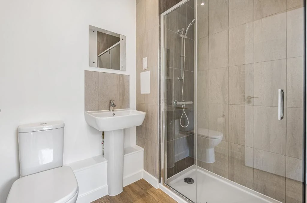Slade Green Apartment photo 5